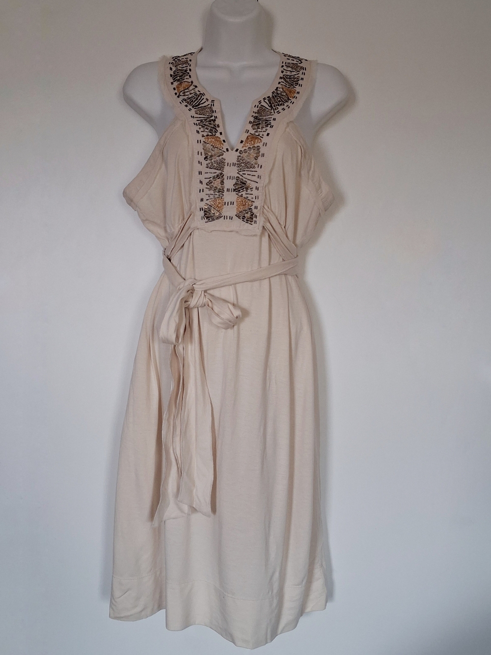 Banana Republic Heritage Embroidered V-Neck Sleeveless Midi Dress with Waist Tie